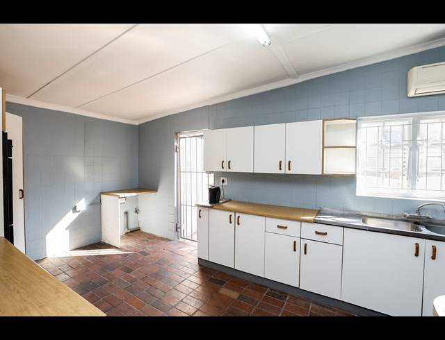 383M² GUESTHOUSE FOR SALE IN WINDERMERE